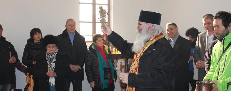 На Никулден своя празник отбелязва храм "Свети Николай" в село Свети Никола