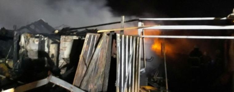 Пожар изпепели осем къщи в Шекер махала в Пловдив