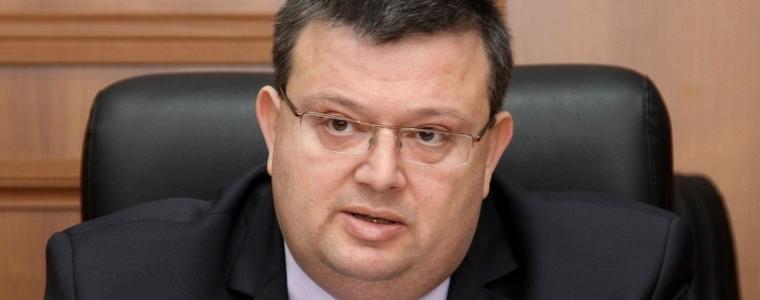 Прокуратурата ще провери всички пешеходни пътеки в страната, Цацаров иска шарените да изчезнат