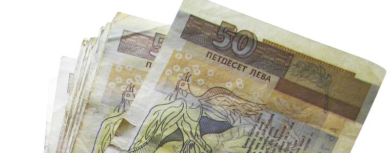 Минималната заплата и възнагражденията на учители и военни скачат от днес