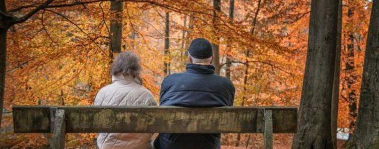 От днес се вдигат възрастта за пенсия и стажът