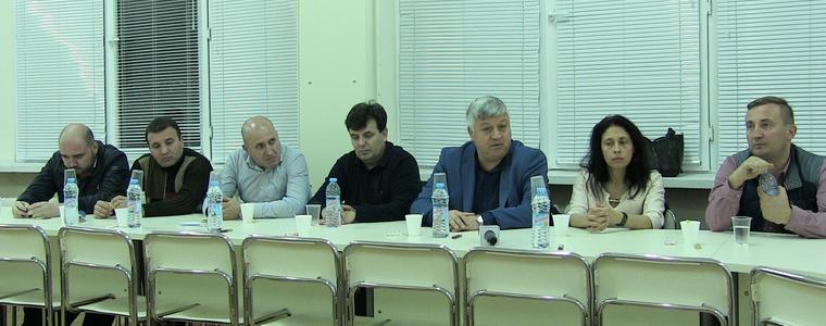 Работодатели и сдружения подкрепиха потребността от паралелка „графичен дизайн” в СУ „Св. Климент Охридски” (ВИДЕО)