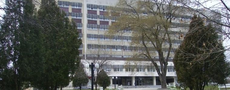 В болницата в Добрич  е спокойно