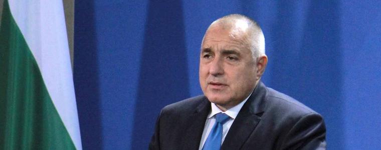 Борисов във ВМА, били му инжекции на колената
