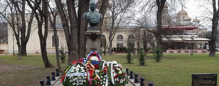 Посланикът на Русия и кметoвете на Добрич и Варна отдадоха почит на руските дипломати 