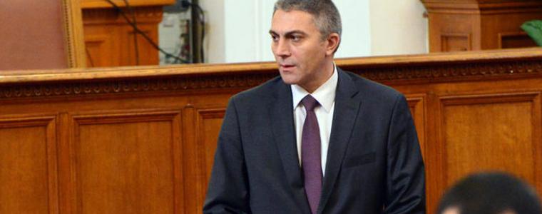 Карадайъ препоръча кабинетът да се разграничи от Симеонов с уволнението му