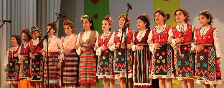 13-то издание на преглед на лазарските групи в община Тервел „Лазар ти иде, Лазар ти шета“ 