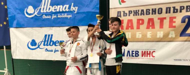 КАРАТЕ- 10 златни  медала спечелиха каратеките на КК „Самурай“ на ДП в Албена