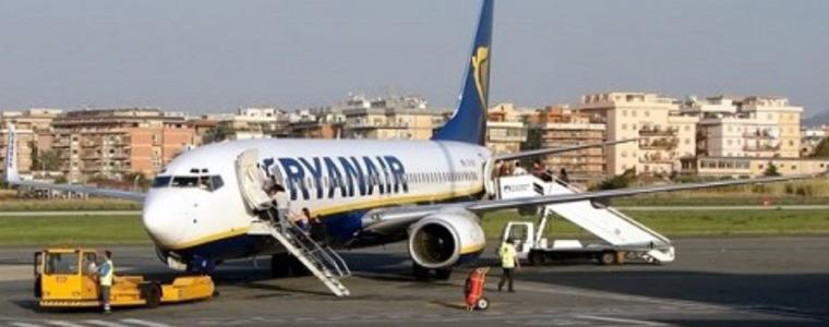 200 българи блокирани на летище в Рим, консулът ни помага  