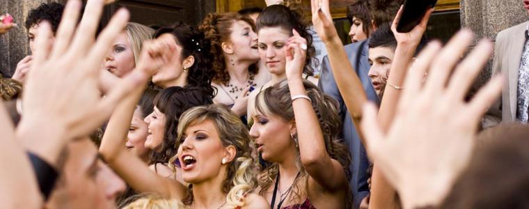 766 са абитуриентите в Добрич тази година, 3785 са отличниците