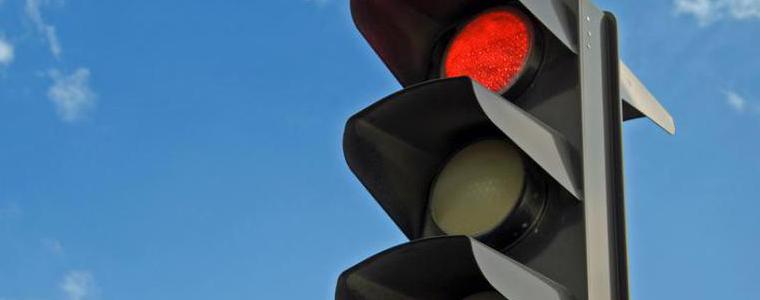 До края на работния ден ще заработи светофара на ул.“М Горки“ и бул. „Трети Март