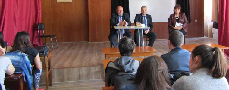 Магистрати изнесоха урок в СУ“Христо Ботев“ в Балчик