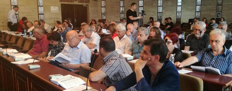 Общински съвет забрани движението на превозни средства с животинска тяга, с изключение на кв. Рилци