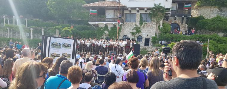 Рекорден брой посетители в Двореца събраха гайдарите от „101 Каба гайди”(ВИДЕО)