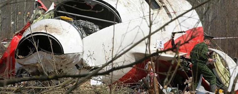 Открити са следи от експлозив в останките на самолета на Качински