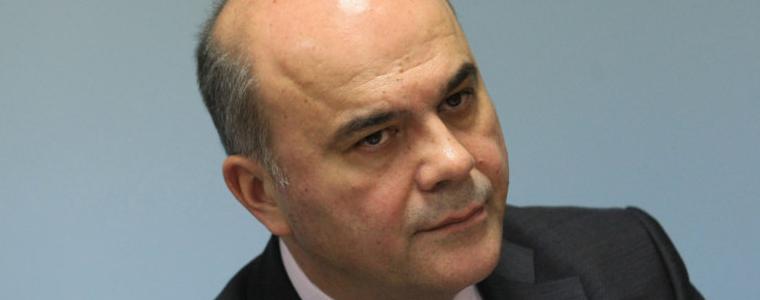 Социалният министър Бисер Петков подаде оставка
