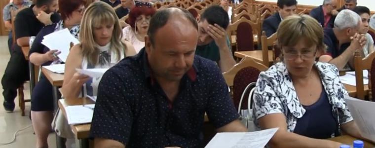 Съветници от БСП в община Добричка искат извънредна сесия заради птичия грип