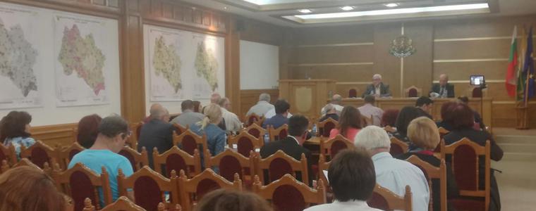 Общински съвет на община Добричка заседава днес