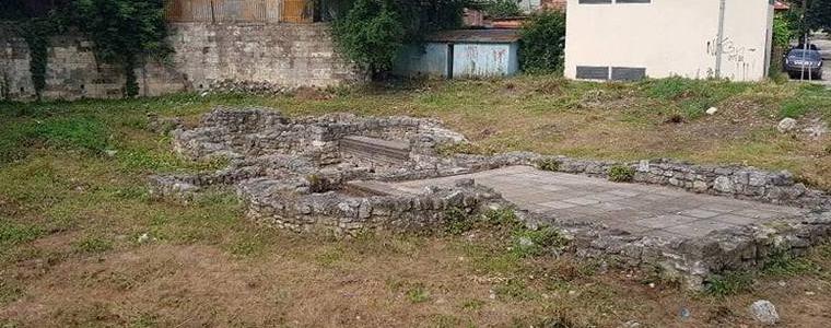 От „Възраждане“-Добрич доволни за почистената Римска баня