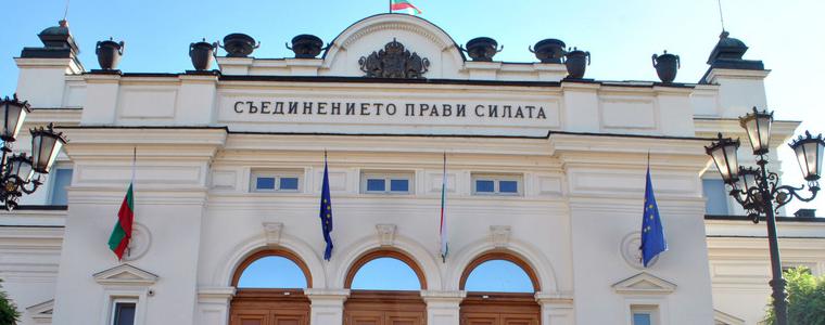 Здравната комисия изслушва днес единствения кандидат за управител на НЗОК