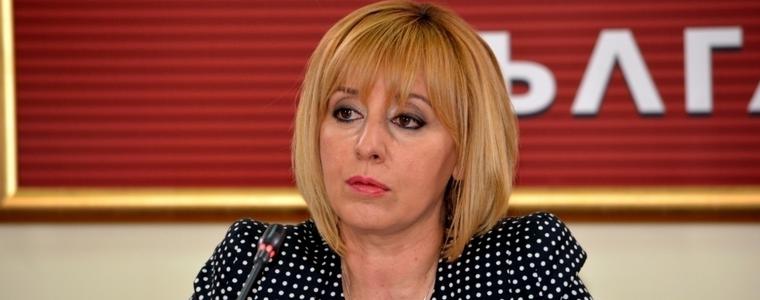 75 339 жалби приела Манолова. Тя: Искам да си довърша мандата, дано не ми пречат!