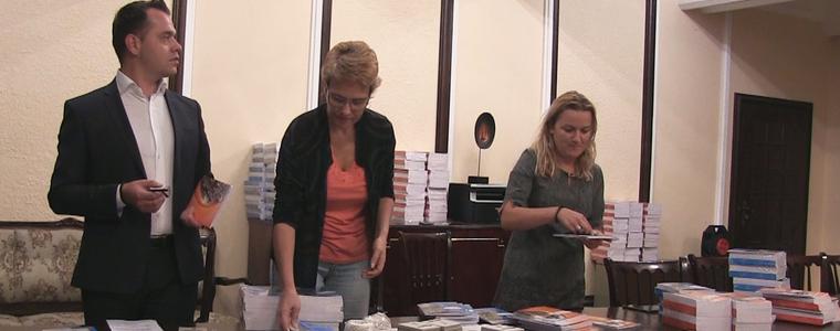 640 първолаци ще получат тетрадки със символите на Добрич (ВИДЕО)