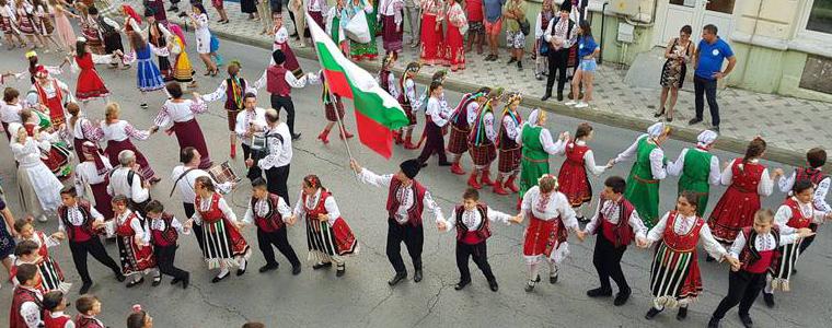 Откриване на фолклорния фестивал „Море от ритми“ в Балчик (ВИДЕО)