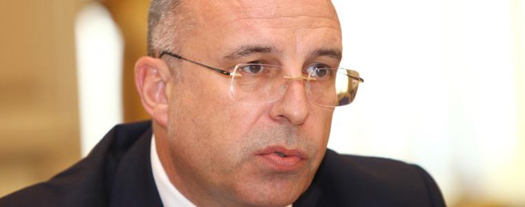 Най-вероятно чумата по прасетата дошла с фураж от Румъния