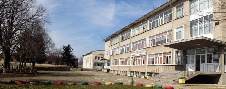 Одобриха слети паралелки с по-малко от 10 деца в няколко села в община Добричка