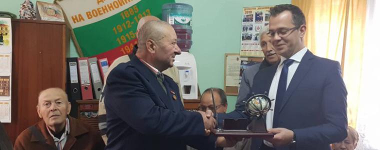 Кметът на Добрич се срещна с членове на Клуба на военноинвалидите