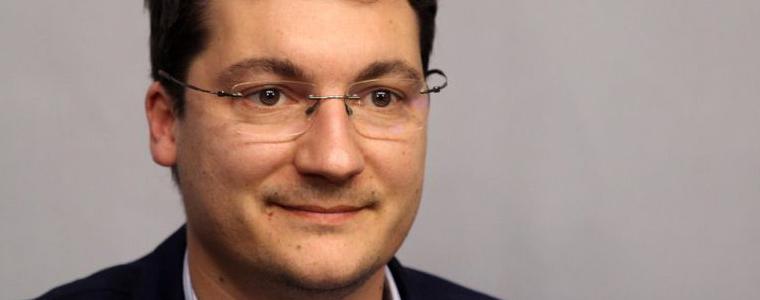 Крум Зарков от БСП: Бюджет 2019 печели време за управляващото мнозинство