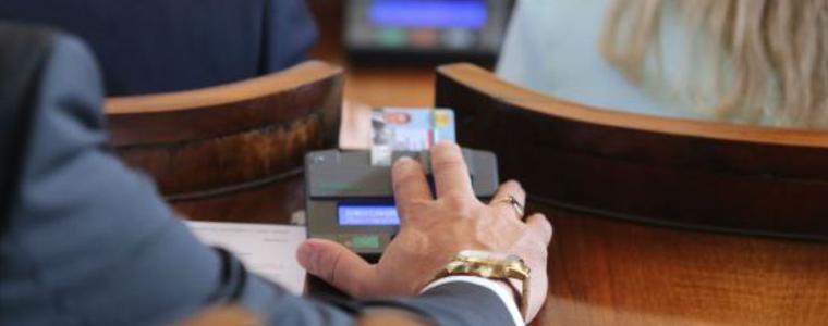 Здравната вноска остава 8% и догодина