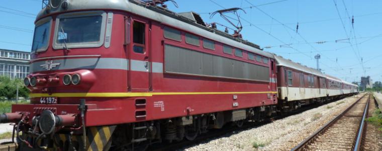 БДЖ въвежда предварителна продажба на билети за Коледните и Новогодишните празници