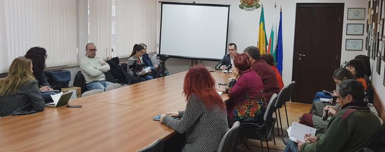 Елка Димова: Предложението на съветниците от ГЕРБ за блок „Добрич” не звучи сериозно  (ВИДЕО) 