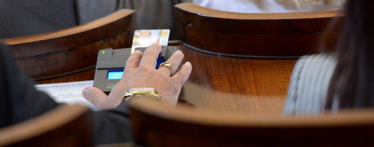 Парламентът отложи на първо четене действието на закона за горивата