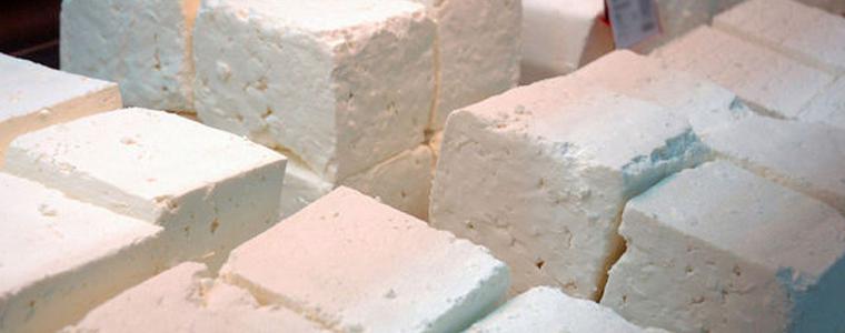 Стоките, имитиращи млечни продукти, трябва да са на отделни щандове от днес