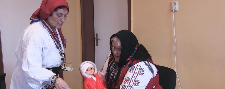 Веселие и много смях на Бабинден в Рилци (ВИДЕО  +16) 