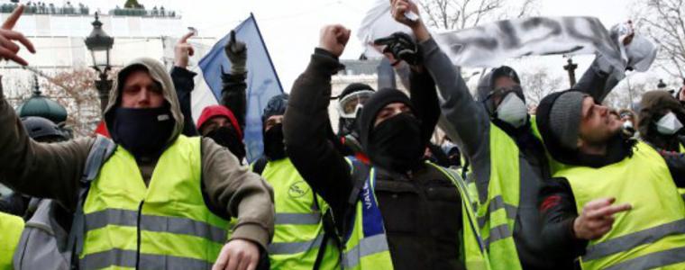 "Жълтите жилетки" във Франция отбелязват третия месец от началото на движението си