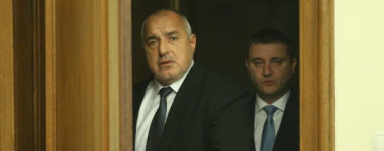 Борисов и Горанов обсъждат с бизнеса проблемите с касовите апарати