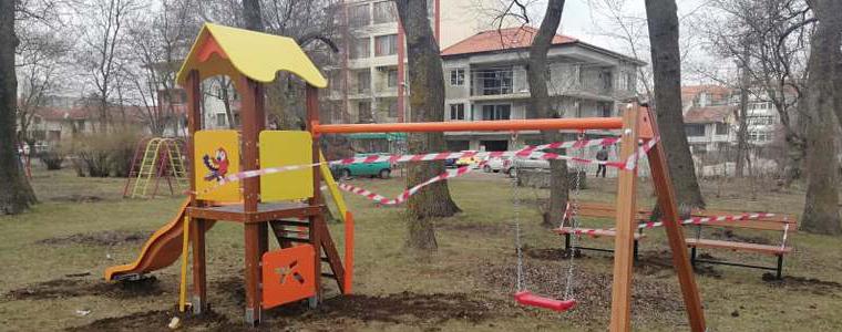 Децата на Каварна с нова площадка за игра