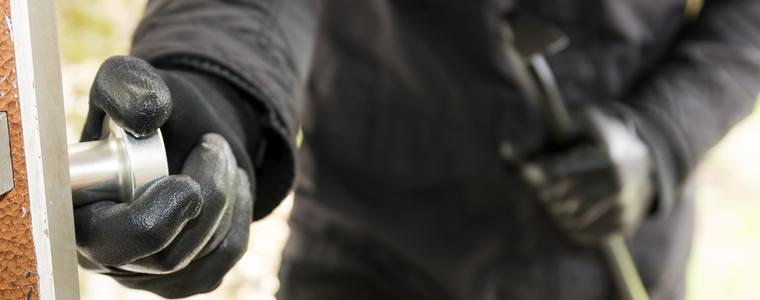 Газов пистолет, таблет и друго имущество откраднаха от частен дом