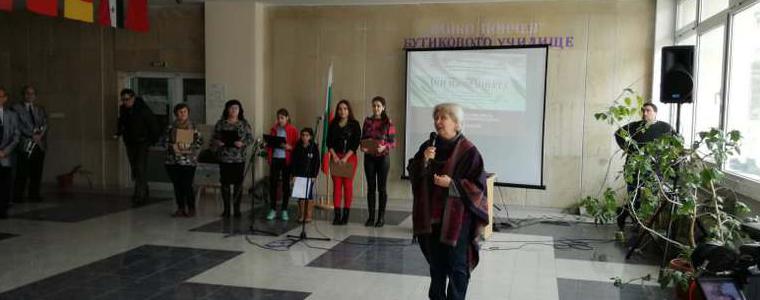 Националният  химн  на България е написан на път за бойното поле 