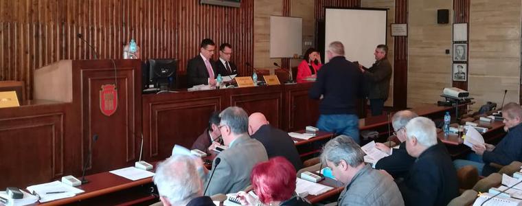 Решено: Общината ще изтегли краткосрочен кредит за довършването на блок „Добрич”
