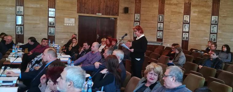 След продължителни дебати оттеглиха докладна за отдаването под наем на  обекти в ”Стария Добрич” (ВИДЕО)