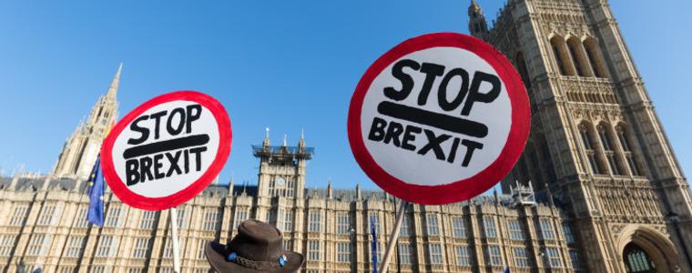 Парламентите на Шотландия и Уелс гласуваха против сделката за Брекзит