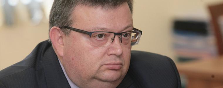 Прокуратурата проверява ДОСТ дали не е противоконституционна партия