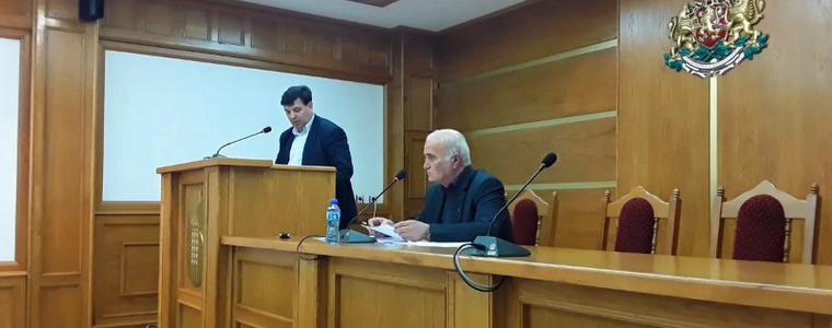 Съветниците на община Добричка поискаха по-подробна информация за договорите за консултантски услуги