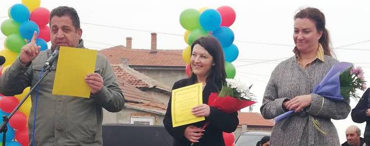 На празника в кв. „Хаджи Димитър” кметът на Каварна получи званието „Почетна ромка”