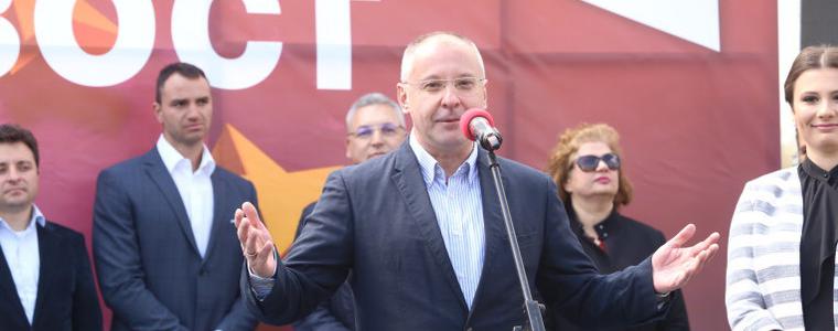 Станишев предупреди: ГЕРБ да не бързат да празнуват, БСП има шанс на изборите