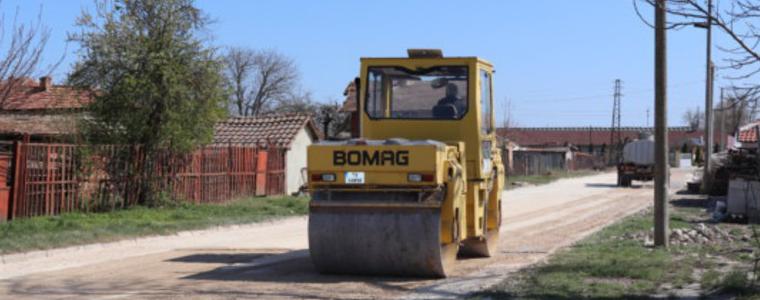 В община Генерал Тошево рехабилитират различни пътни отсечки
